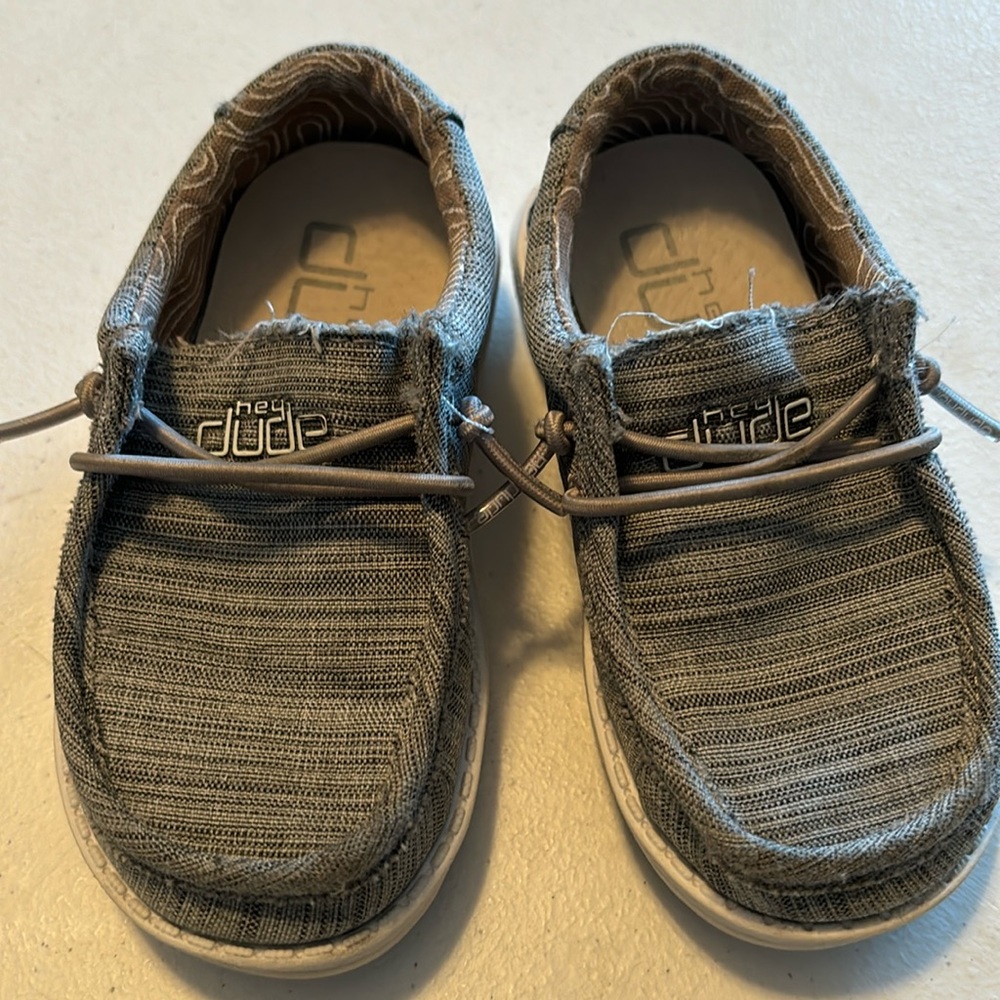 Hey Dude Kids grey shoe